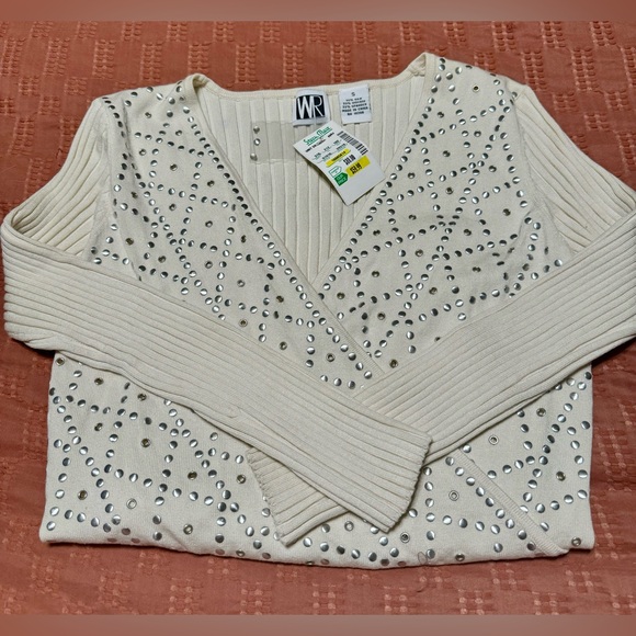 🆕 NWT Silk Jeweled WR Sweater - Cream Color Ribbed V-Neck - Long Sleeve - Size S - Picture 6 of 10